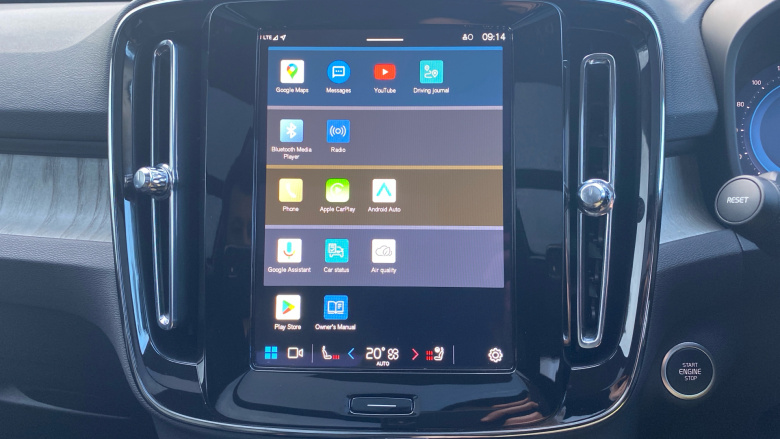 Volvo XC40 2.0 B4P Ultra Dark 5dr Auto Petrol Estate